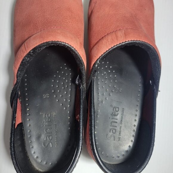 ❤️ 3 for $35 SANITA danish clogs closed back rust dark red colour size 36 Or 5 - Picture 9 of 10